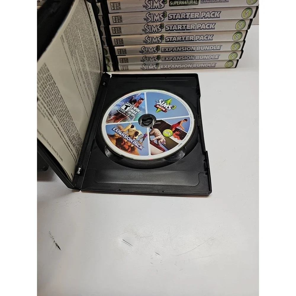 The Sims 3 PC Game Lot Seasons Late Night‎ Stuff Dragon Valley Pets 28 Discs